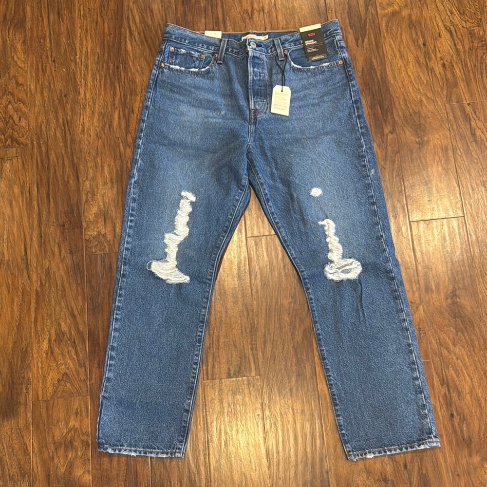 NWT Levi’s Wedgie Straight Jeans - 32 x 30